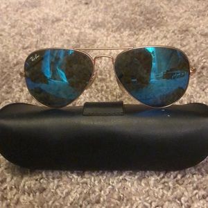 AUTHENTIC REFLECTIVE BLUE AVIATORS RB3025